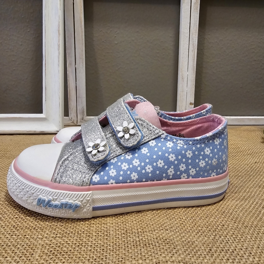 Toddler Girl's WeeStep Flower Blue & Silver Glittered Sneakers w/velcro strap
